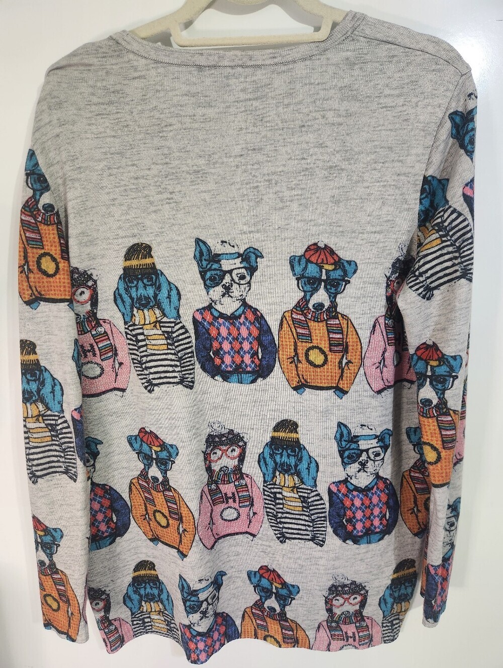Tricotto Light Gray Knit Sweater with Dogs, Size Large - Picture 5 of 8